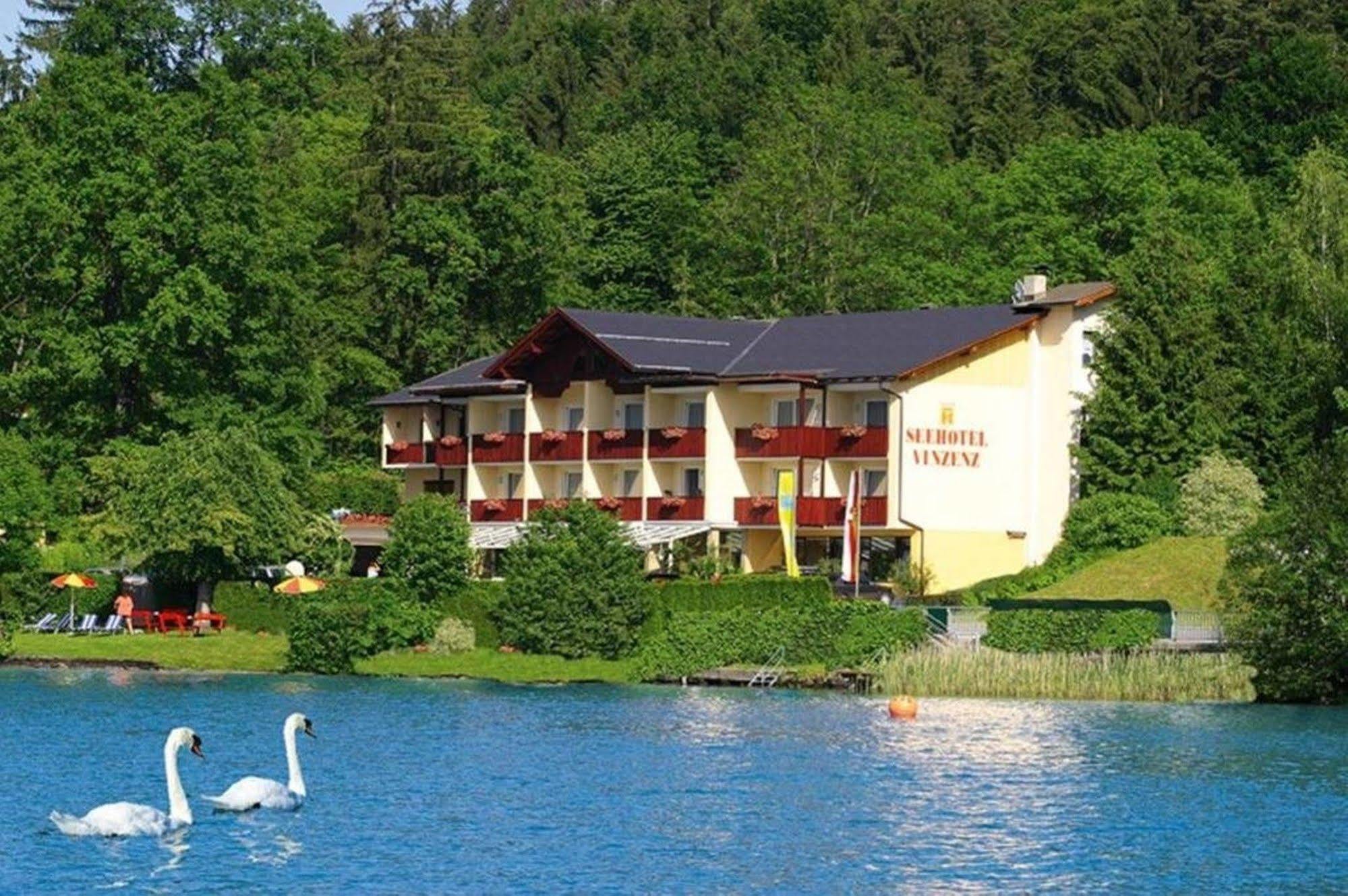 Seehotel Vinzenz Velden am Wörthersee Exterior photo
